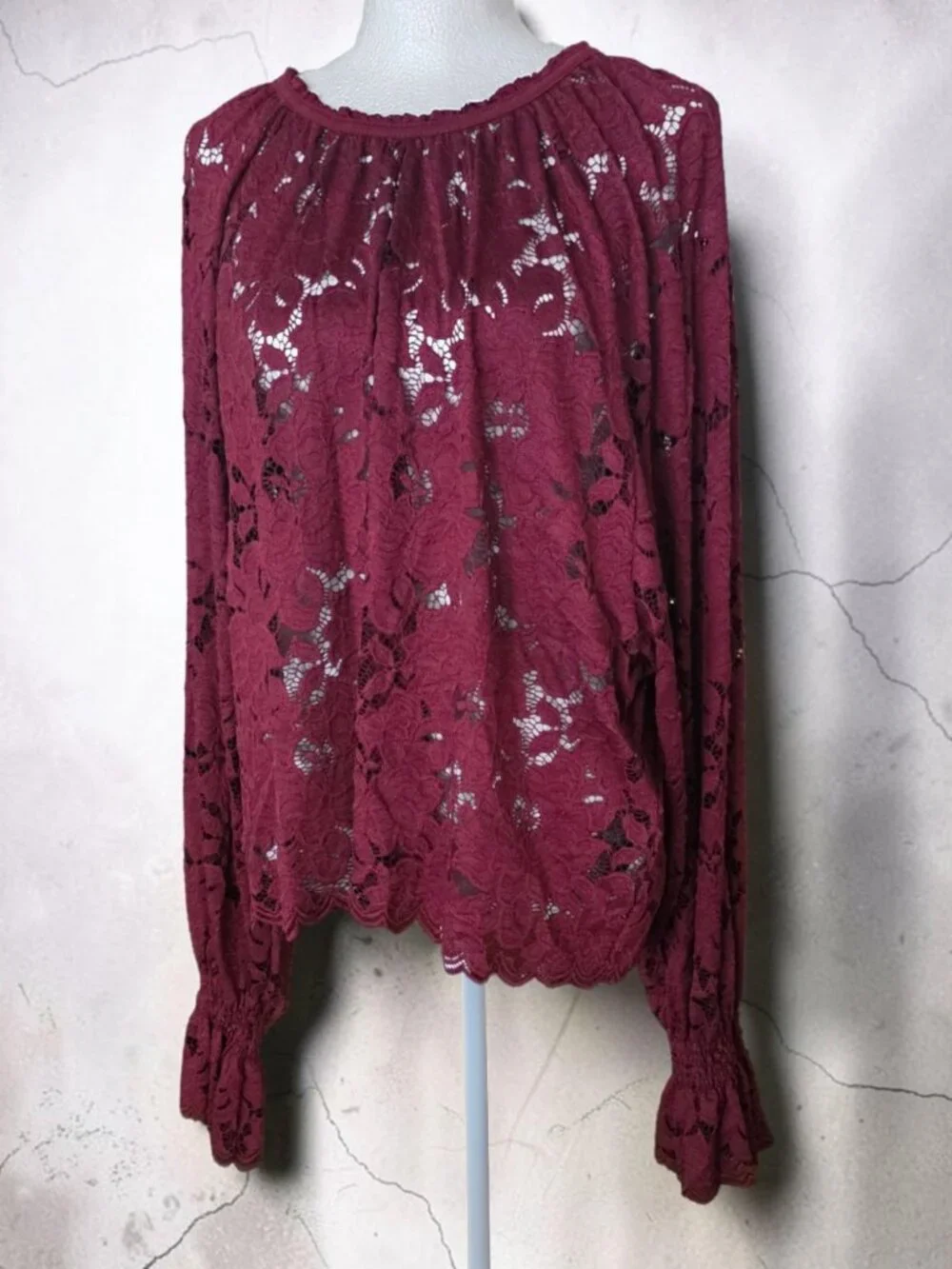 EUC FREE PEOPLE (LG) OLIVIA Wine Lace/Sheer Balloon Sleeve Blouse